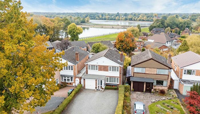 3 Bedroom Detached House For Sale In Shutt Lane, Earlswood, B94