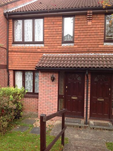 1 Bedroom Flat To Rent In Northumberland Road, Maidstone, ME15