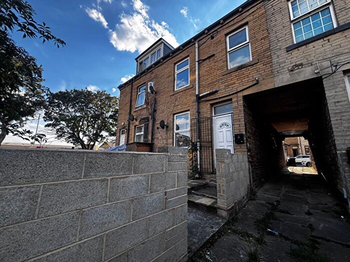 2 Bedroom Terraced House To Rent In Agar Street, Bradford, BD8