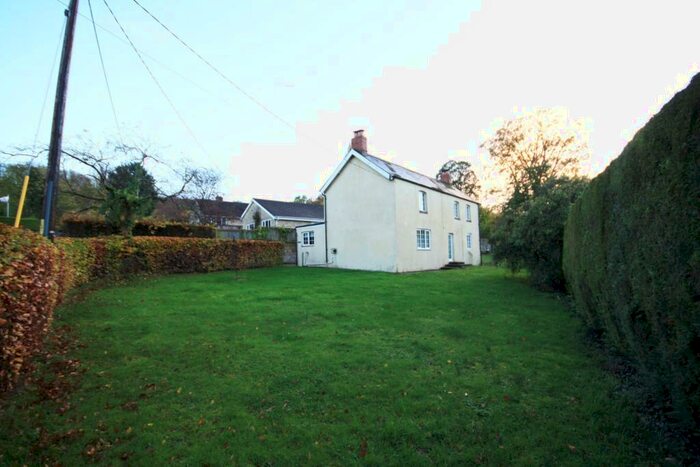 3 Bedroom Detached House To Rent In Broad Town, Nr Royal Wootton Bassett, Swindon, SN4