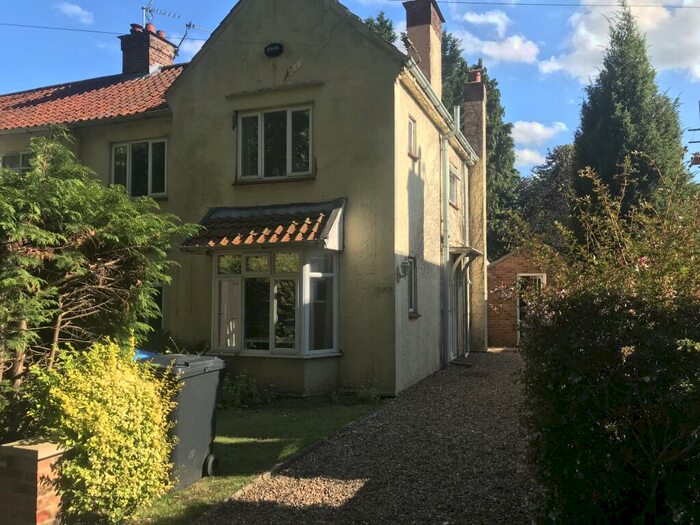 5 Bedroom Semi-Detached House To Rent In Earlham Road, Norwich, NR4