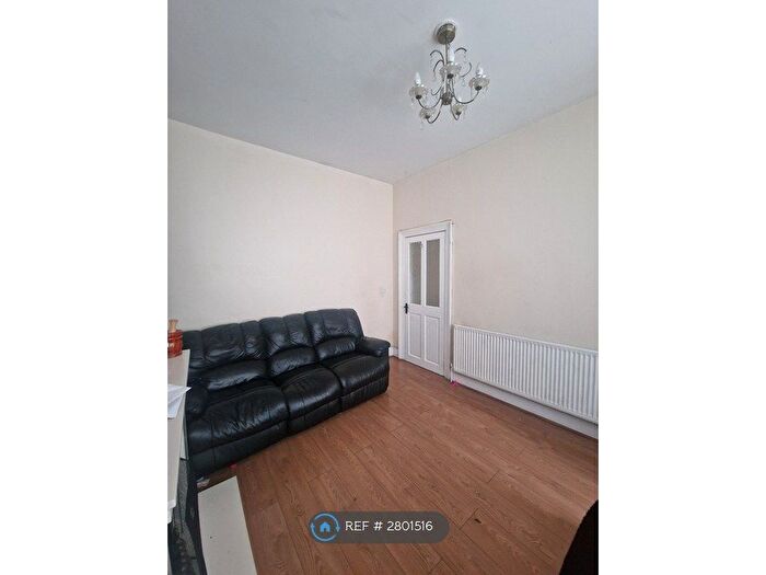 3 Bedroom Terraced House To Rent In Shenstone Road, Birmingham, B16