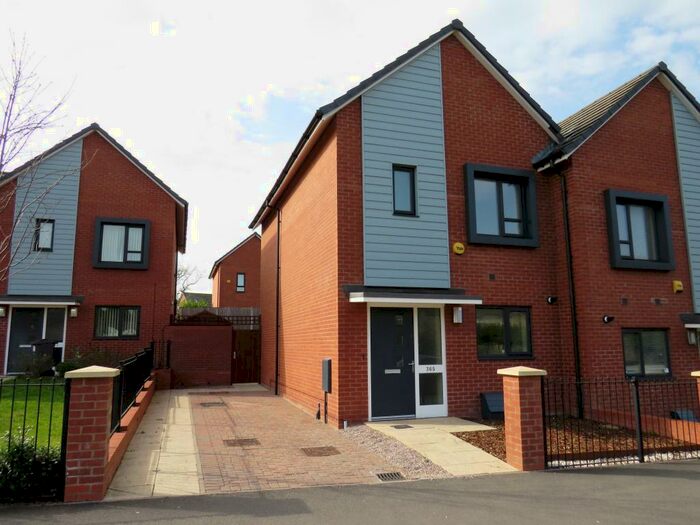 3 Bedroom House To Rent In Shannon Road, Kings Norton, B38