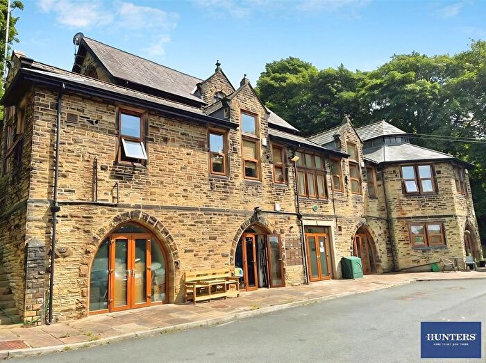 1 Bedroom Flat For Sale In Beaconsfield House, Off Bennett Lane, Halifax, HX3