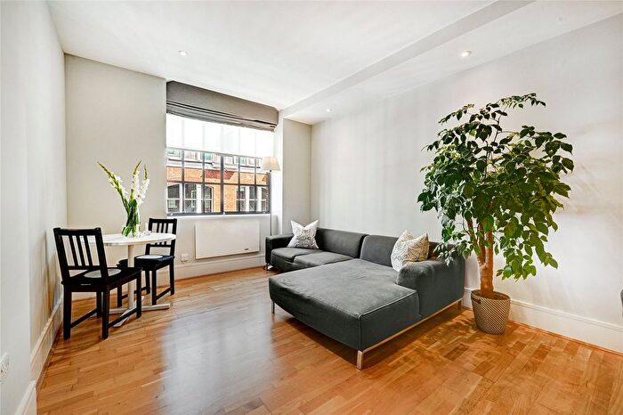 2 Bedroom Flat To Rent In Kean Street, London, WC2B