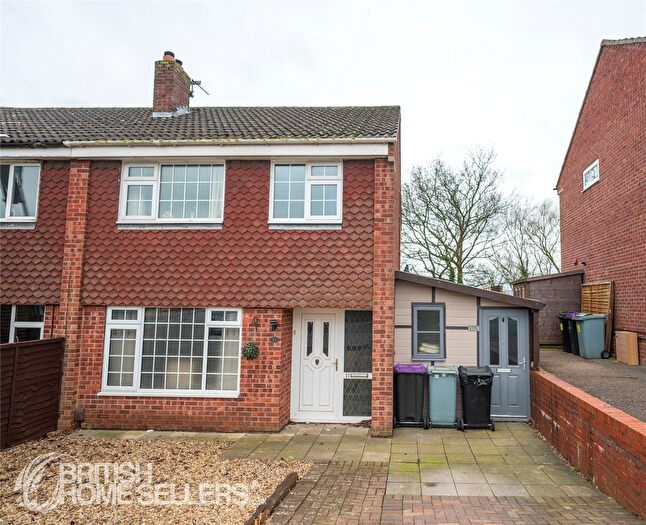 3 Bedroom Semi Detached House For Sale In Gonerby Hill Foot, Grantham, Lincolnshire, Lincolnshire, NG31