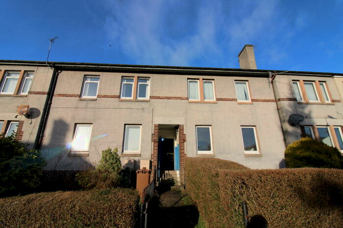 3 Bedroom Flat To Rent In Cardell Drive, Paisley, PA2