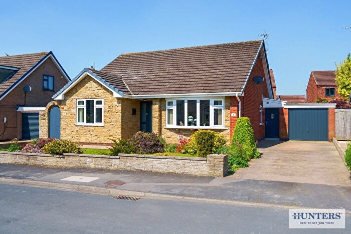 3 Bedroom Detached Bungalow For Sale In Waverley Close, Carlton, Goole, DN14