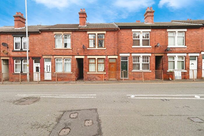 3 Bedroom Terraced House For Sale In Queens Road, Loughborough, LE11