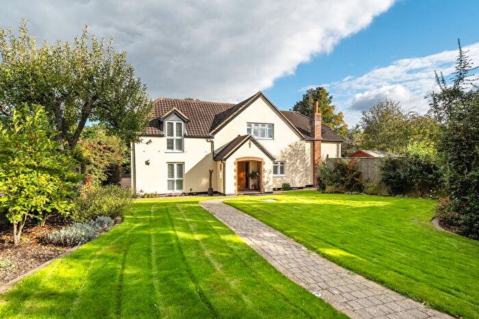 5 Bedroom Detached House To Rent In The Green, Croxley Green, Rickmansworth, WD3