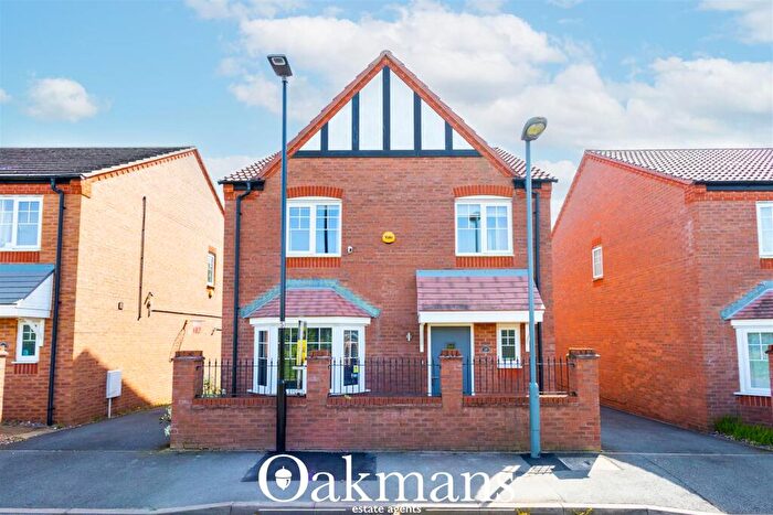 4 Bedroom Detached House For Sale In Bartley Crescent, Birmingham, West Midlands, B31