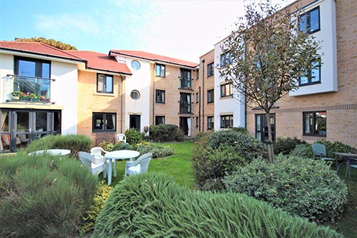 1 Bedroom Retirement Property For Sale In Grange Road, Southbourne, BH6