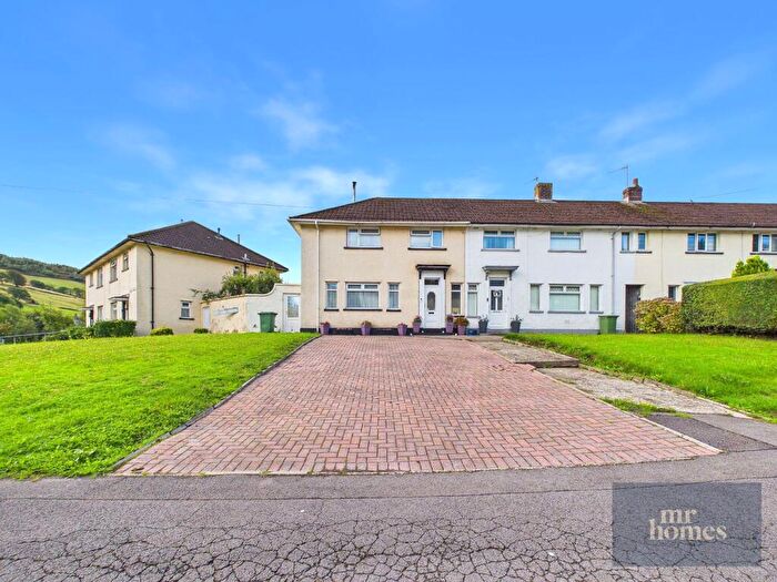 3 Bedroom End Of Terrace House For Sale In Heol Y Dderwen, Nantgarw, Cardiff, CF15