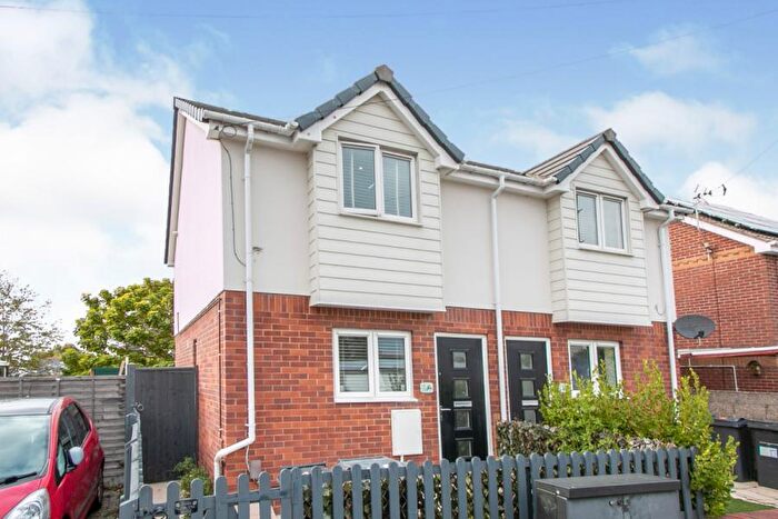 2 Bedroom Semi-Detached House For Sale In Hendford Road, Ensbury Park, Bournemouth, Dorset, BH10