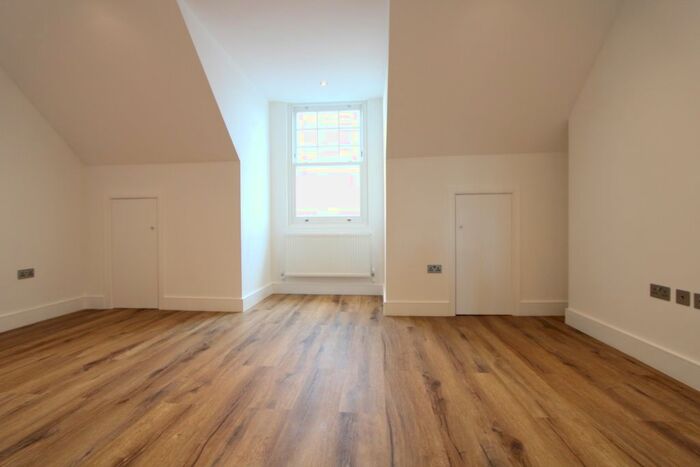 1 Bedroom Flat To Rent In The Broadway, Wimbledon, SW19
