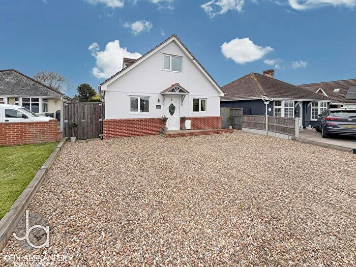 4 Bedroom Chalet For Sale In Clacton Road, Weeley Heath, CO16