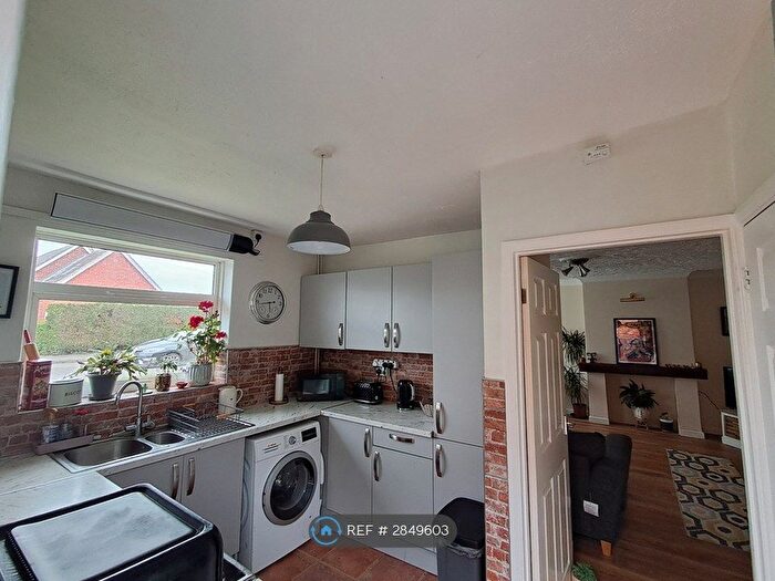 3 Bedroom Bungalow To Rent In St Marys Close, Peterborough, PE6