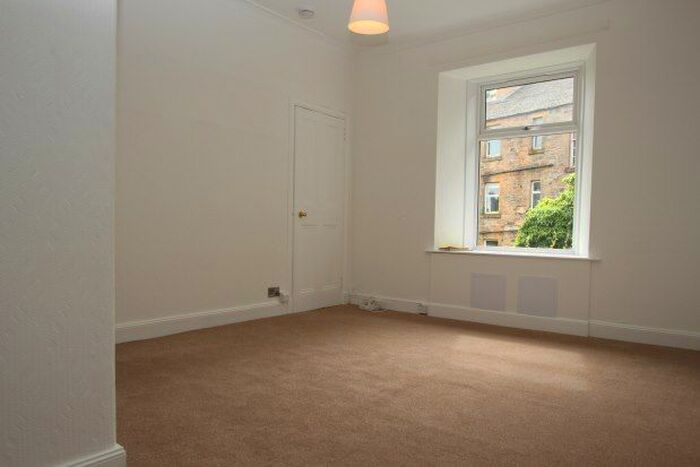 2 Bedroom Flat To Rent In Wallace Street, Stirling, FK8