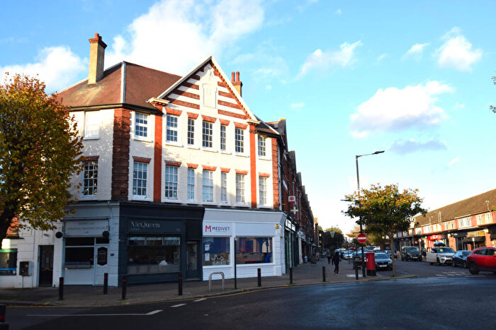 1 Bedroom Flat To Rent In The Broadway, Thorpe Bay, SS1