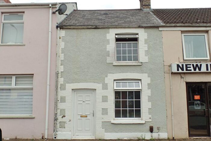 2 Bedroom Terraced House For Sale In Station Road, Llandaff North, Cardiff, CF14