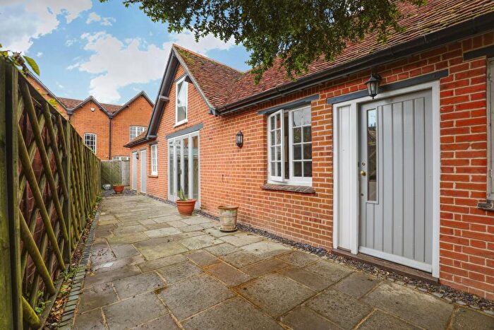 2 Bedroom Bungalow For Sale In Old Church Lane, Thundridge, SG12