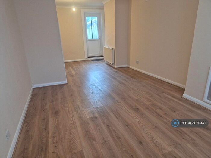 2 Bedroom Terraced House To Rent In Gibbons Street, Ipswich, IP1