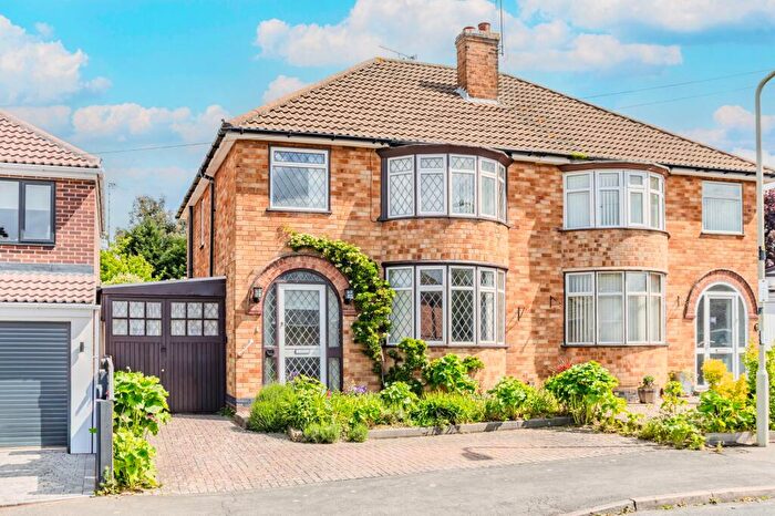 3 Bedroom Semi-Detached House For Sale In Crowhurst Drive, Leicester, LE3