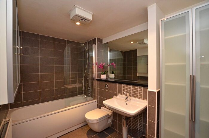 1 Bedroom Flat To Rent In Watson Street, Merchant City, Glasgow, G1