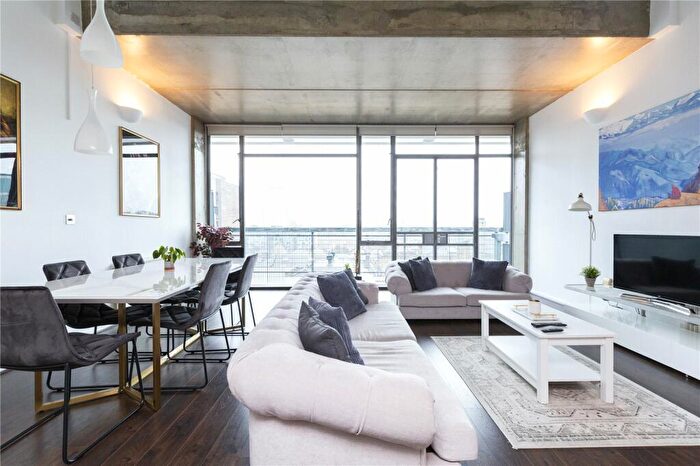 2 Bedroom Flat For Sale In Wenlock Road, London, N1