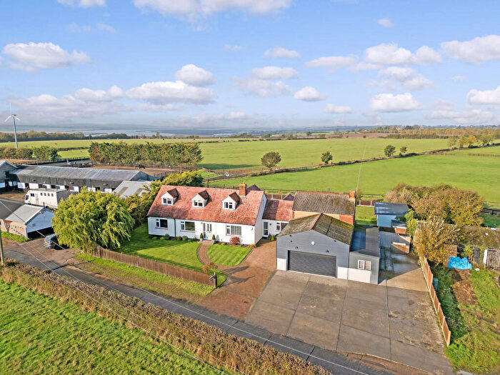 5 Bedroom Detached House For Sale In Maldon Road, Burnham-on-Crouch, CM0