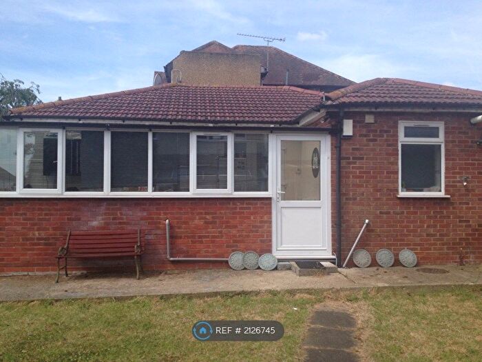 2 Bedroom Bungalow To Rent In Uppingham Avenue, Stanmore, HA7