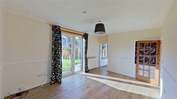 2 Bedroom Apartment To Rent In Colinton Mains Green, Edinburgh, Midlothian, EH13