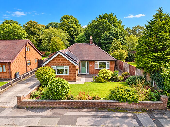 3 Bedroom Detached Bungalow For Sale In Manor Avenue, Penwortham, Preston, PR1