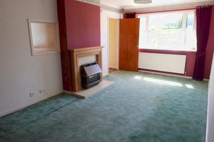 2 Bedroom Semi-Detached Bungalow For Sale In Paynes Meadow, Whitminster, Gloucester, GL2