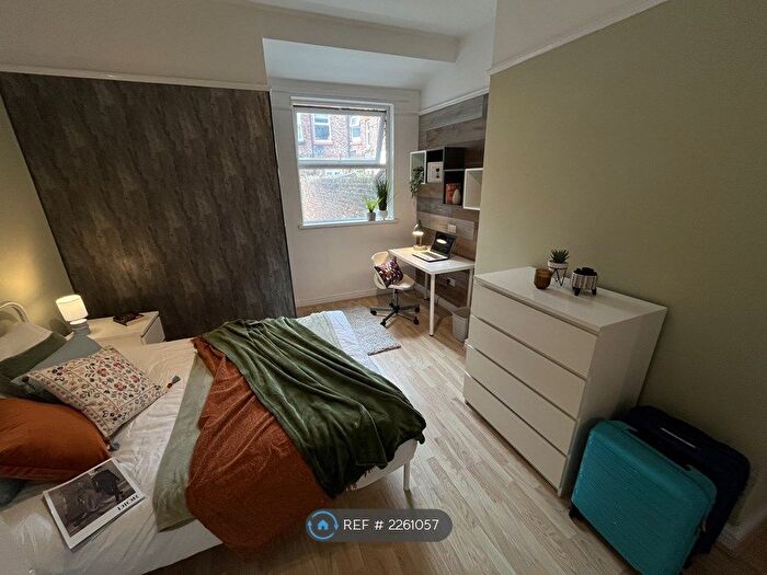 2 Bedroom Flat To Rent In Penny Lane, Liverpool, L18