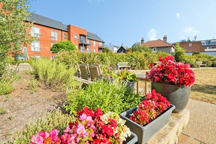 2 Bedroom Apartment For Sale In Monument Place, Salisbury, SP1