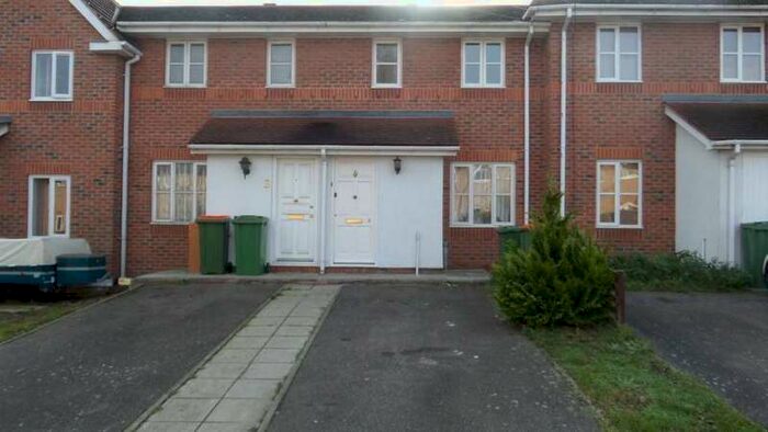 2 Bedroom House To Rent In Evelyn Dennington Road, Beckton, E6