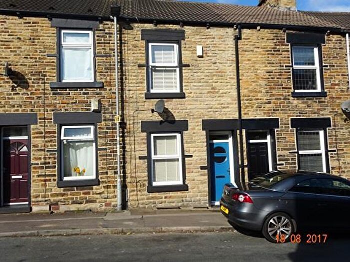 2 Bedroom House To Rent In Castle Street Barnsley, S70