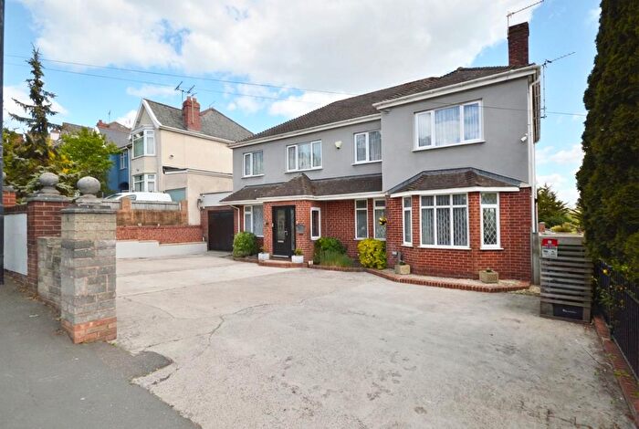 7 Bedroom Detached House For Sale In Wells Road, Bristol, BS14