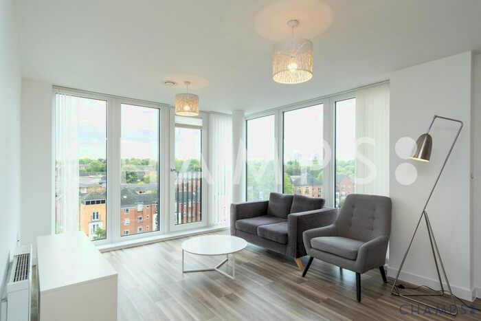 2 Bedroom Flat To Rent In Washington Apartments, Lexington Gardens, B15