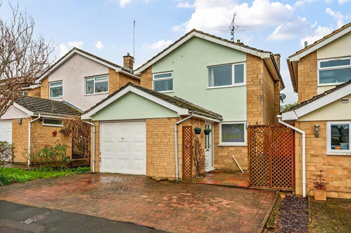 3 Bedroom Detached House For Sale In The Green, Charlbury, OX7