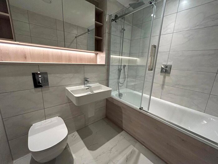 2 Bedroom Apartment To Rent In Cortland At Colliers Yard, Bankside Boulevard, Salford, M3