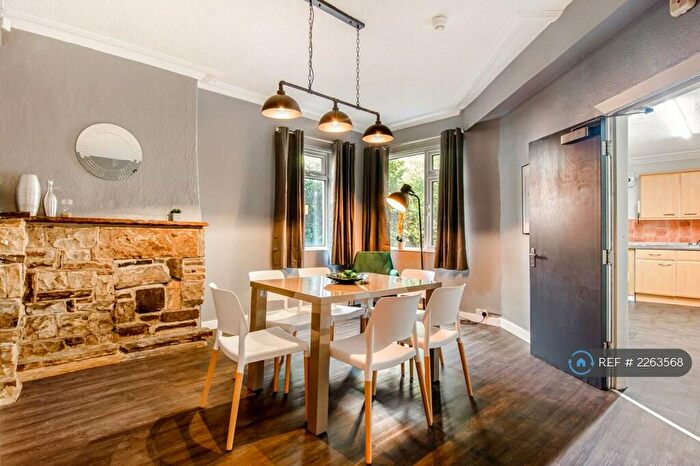 5 Bedroom Detached House To Rent In Richmond Mount, Leeds, LS6