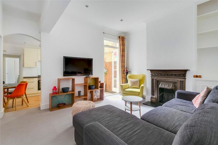 2 Bedroom Terraced House To Rent In Mablethorpe Road, Munster Village, SW6