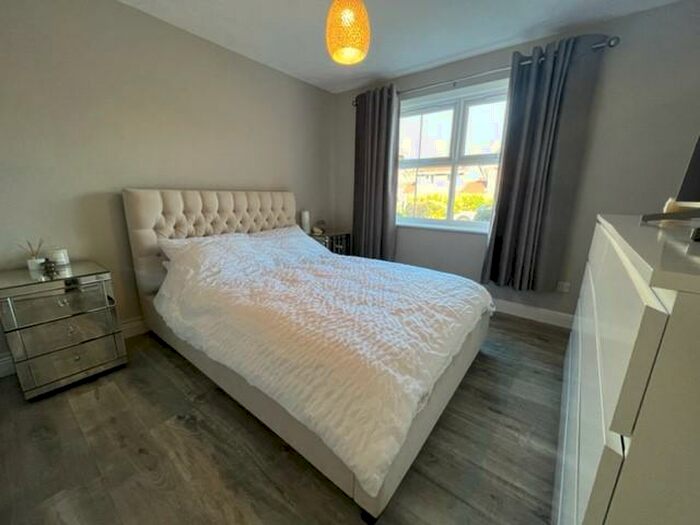 2 Bedroom Flat To Rent In Cousins Mews, St. Annes, BS4