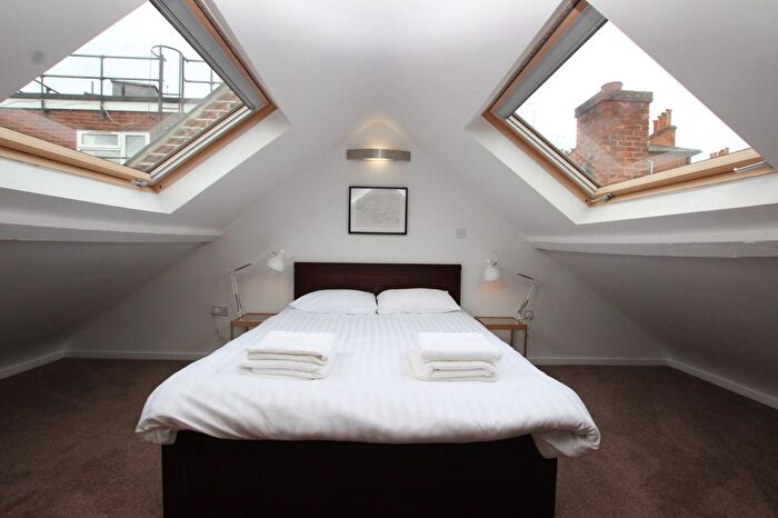 1 Bedroom Flat To Rent In Simmonds Street, Reading, RG1