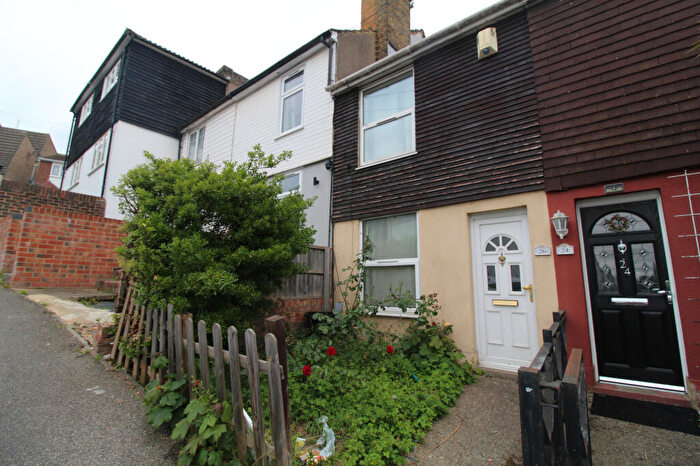 2 Bedroom Terraced House To Rent In Beacon Hill, Chatham, Kent, ME5