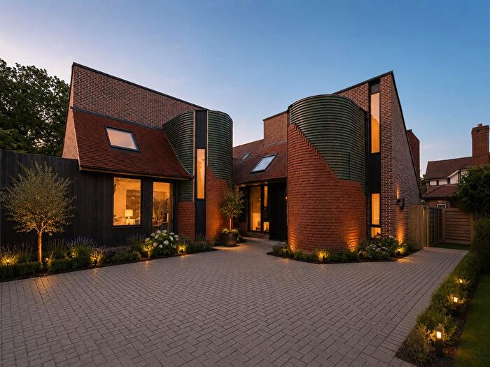 5 Bedroom Detached House For Sale In Kearton Place, Kenley, CR8