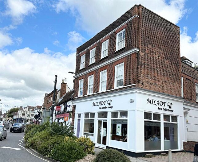 2 Bedroom Apartment To Rent In High Street, Ware, SG12