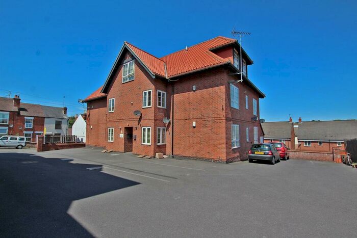 2 Bedroom Flat To Rent In Acacia House, Marhill Road, Carlton, Nottingham, NG4